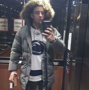 Like New Helly Hansen Bouvet Down 2XL Parka fits 6'0 guys